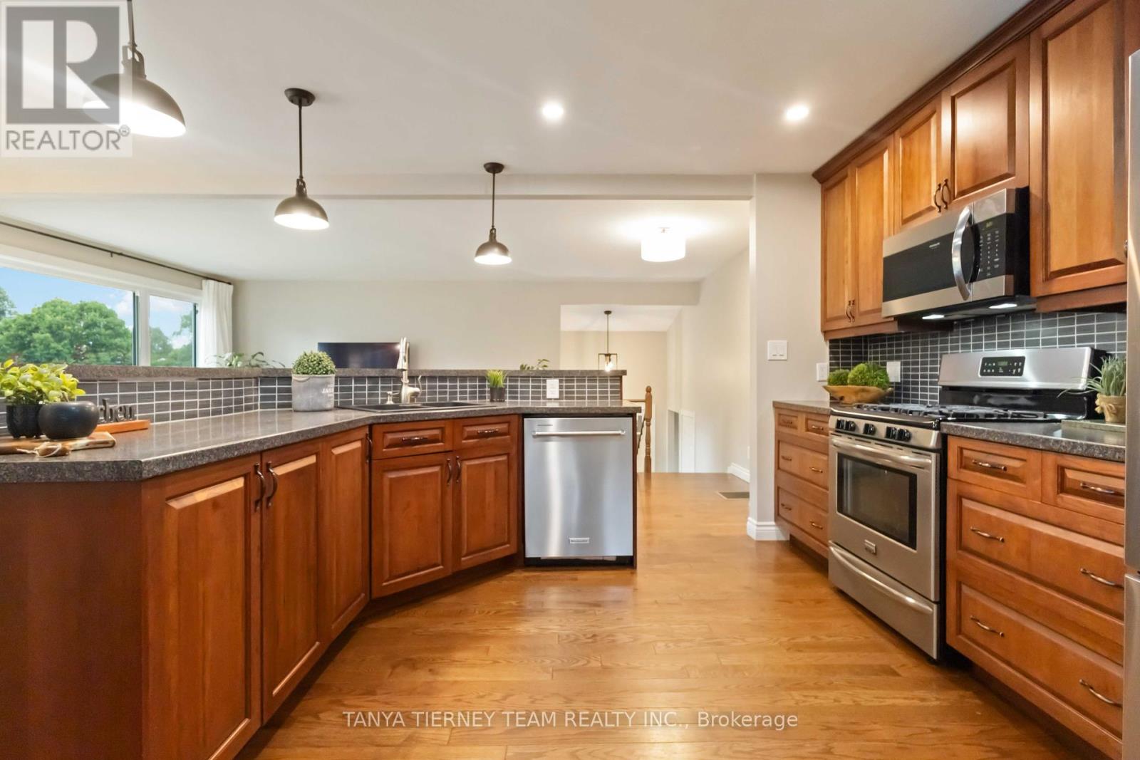 Photo 16 of 6381 Leskard Road, Clarington ON