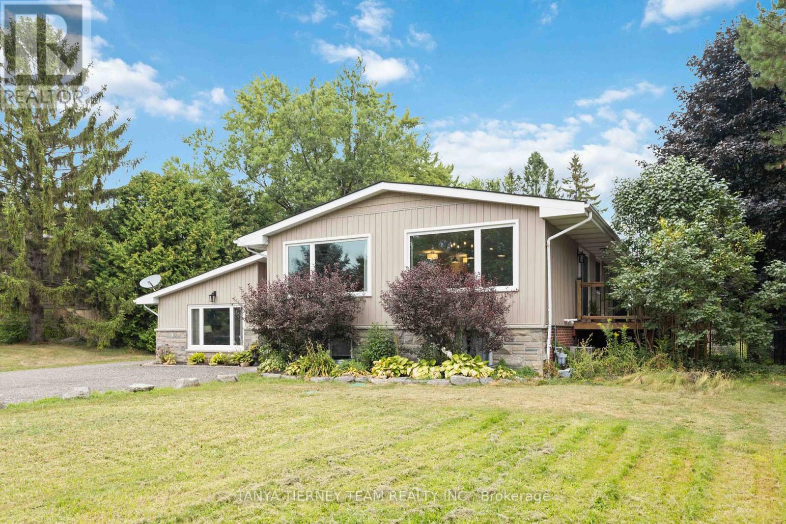 Photo 5 of 6381 Leskard Road, Clarington ON