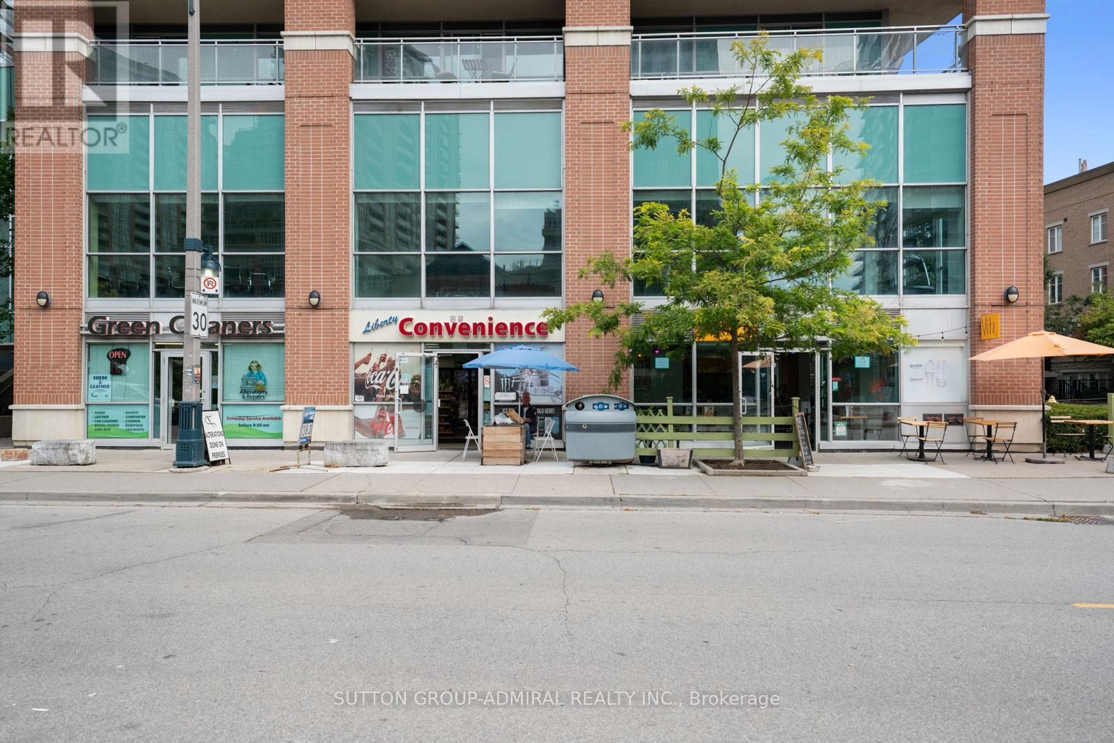 Photo 14 of 605 80 Western Battery Road, Toronto ON
