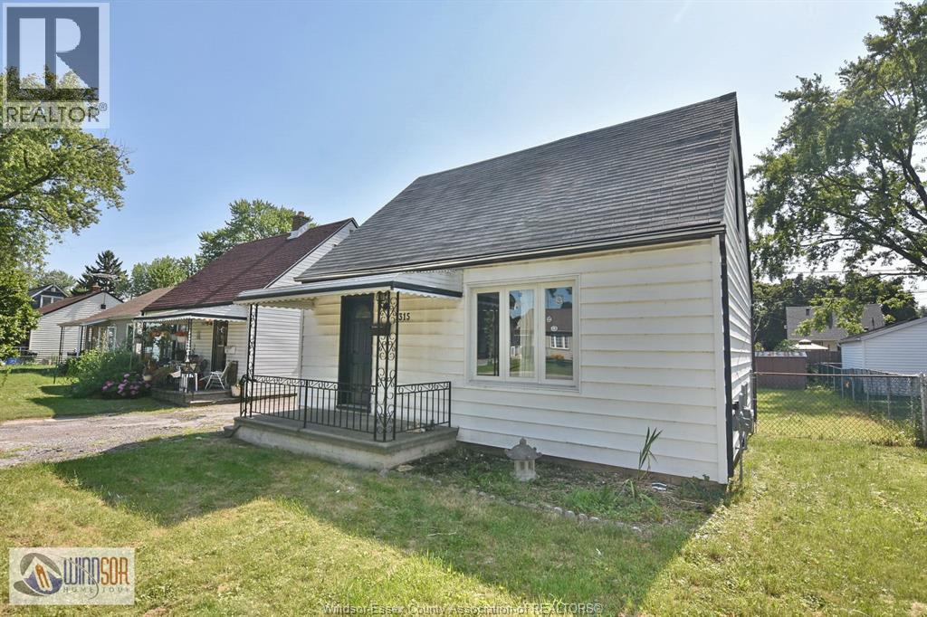 Photo 21 of 1315 Partington Avenue, Windsor ON