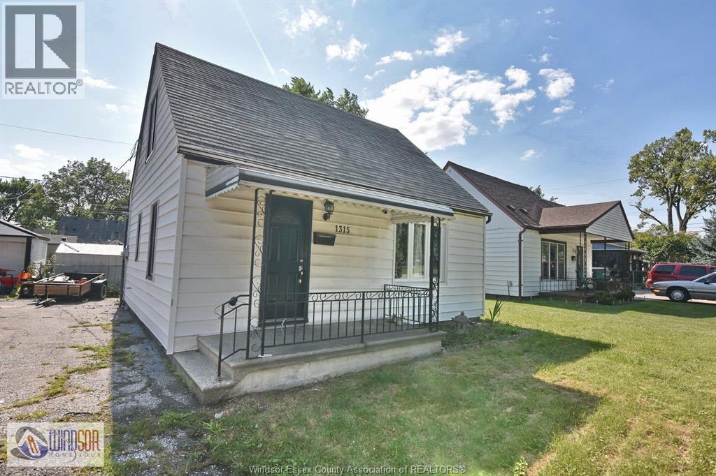 Photo 31 of 1315 Partington Avenue, Windsor ON