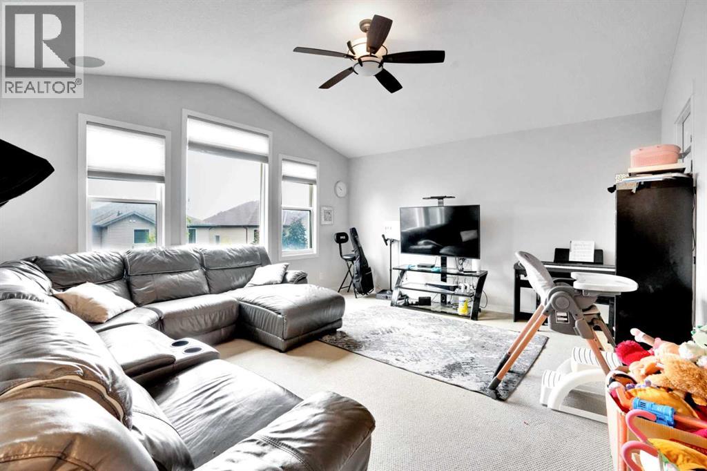Single Family House for Sale in  Silverado Skies Lane SW Silverado Calgary 
