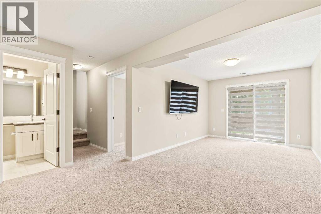 Single Family House for Sale in  Sage Bluff Heights NW Sage Hill Calgary 