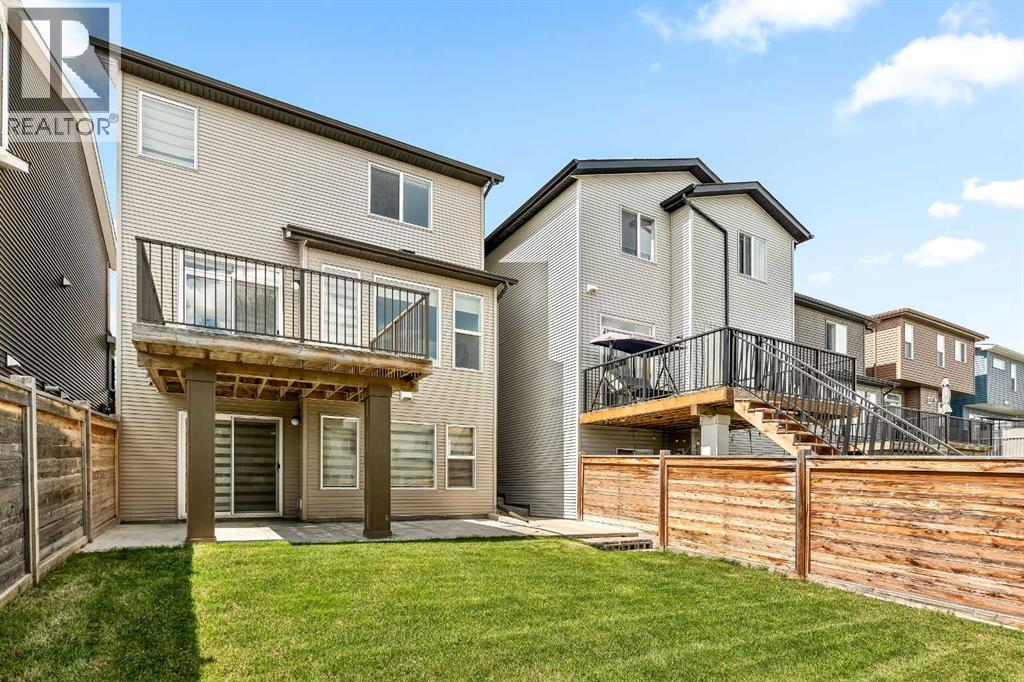 Single Family House for Sale in  Sage Bluff Heights NW Sage Hill Calgary 