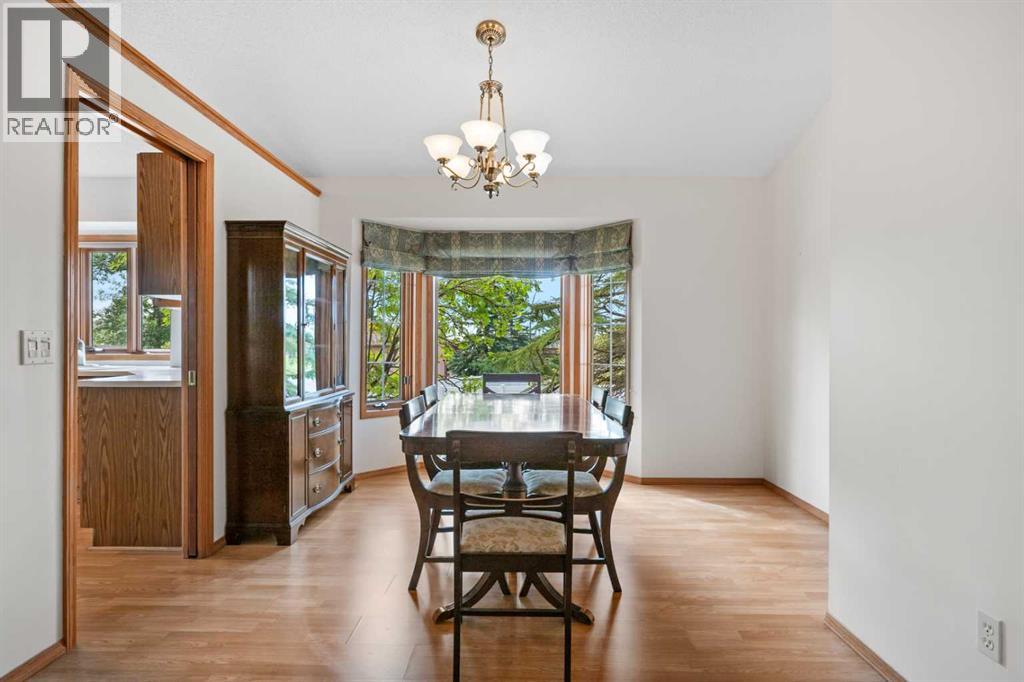 87 Edgepark Villas NW, Calgary, Alberta