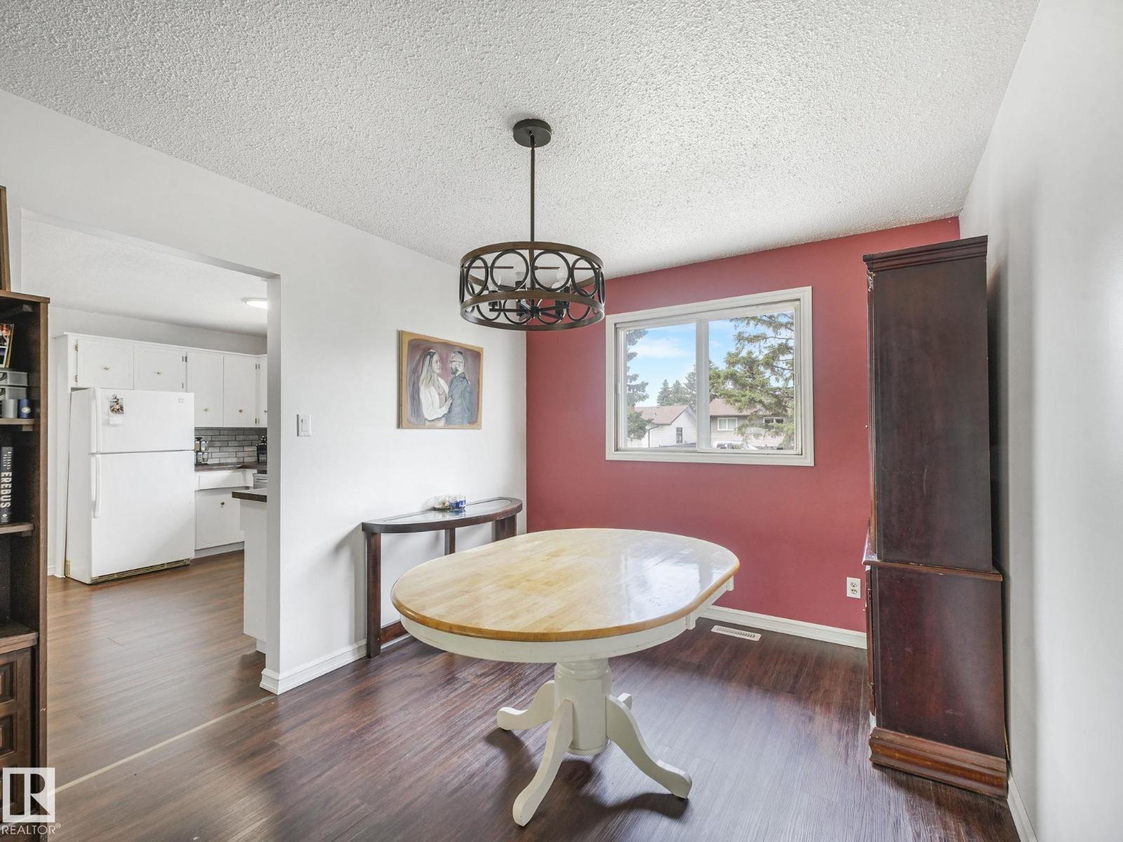 Photo 13 of 5546 Centennial Dr, Wetaskiwin AB