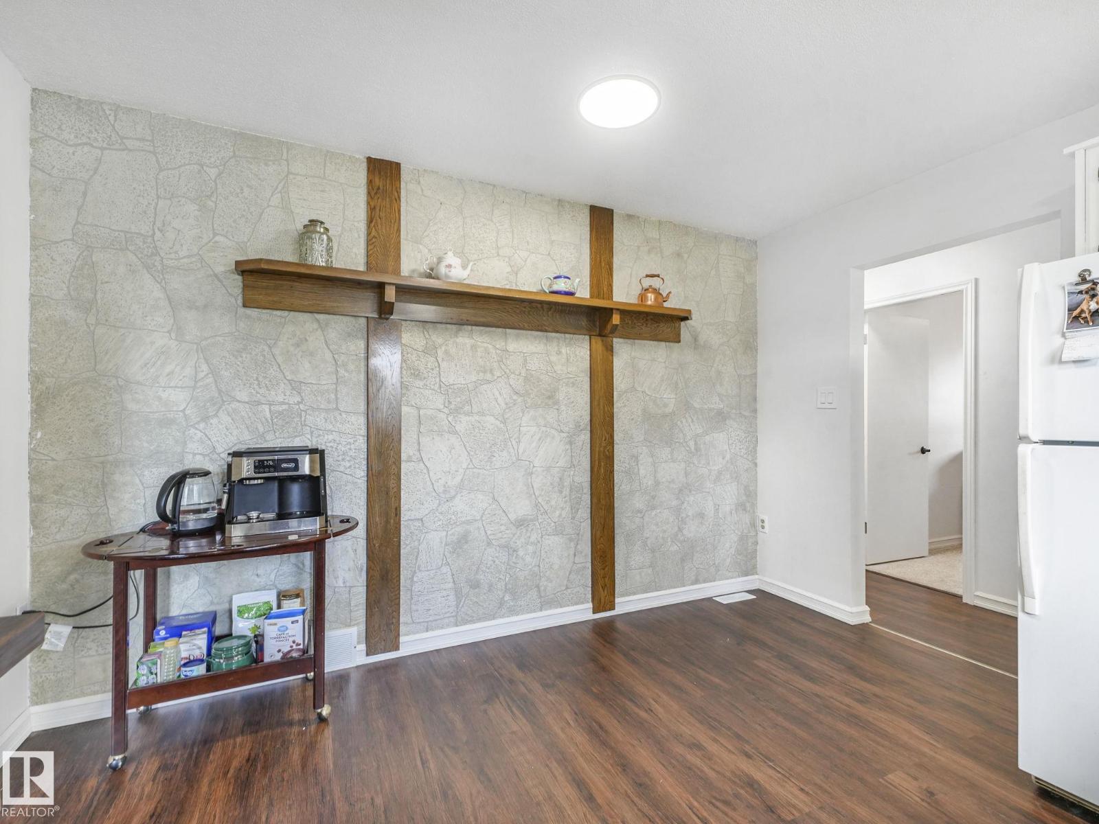 Photo 20 of 5546 Centennial Dr, Wetaskiwin AB