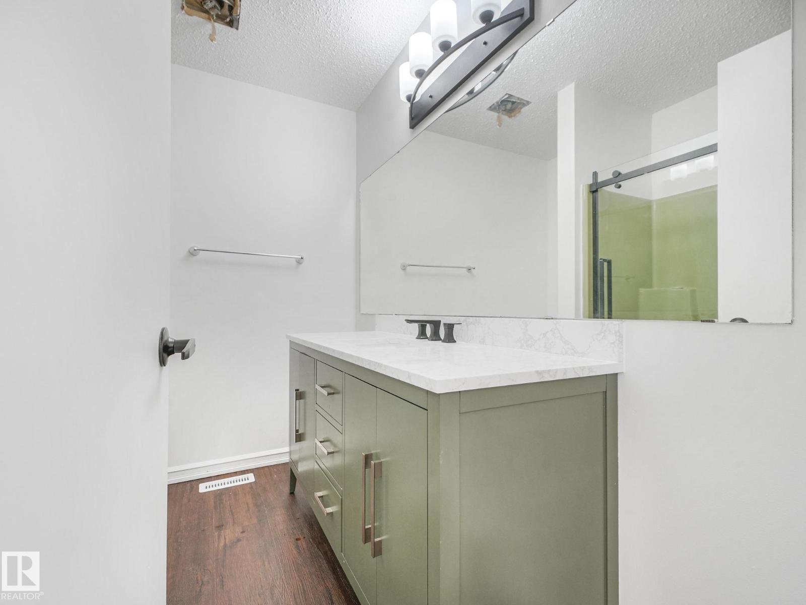 Photo 34 of 5546 Centennial Dr, Wetaskiwin AB
