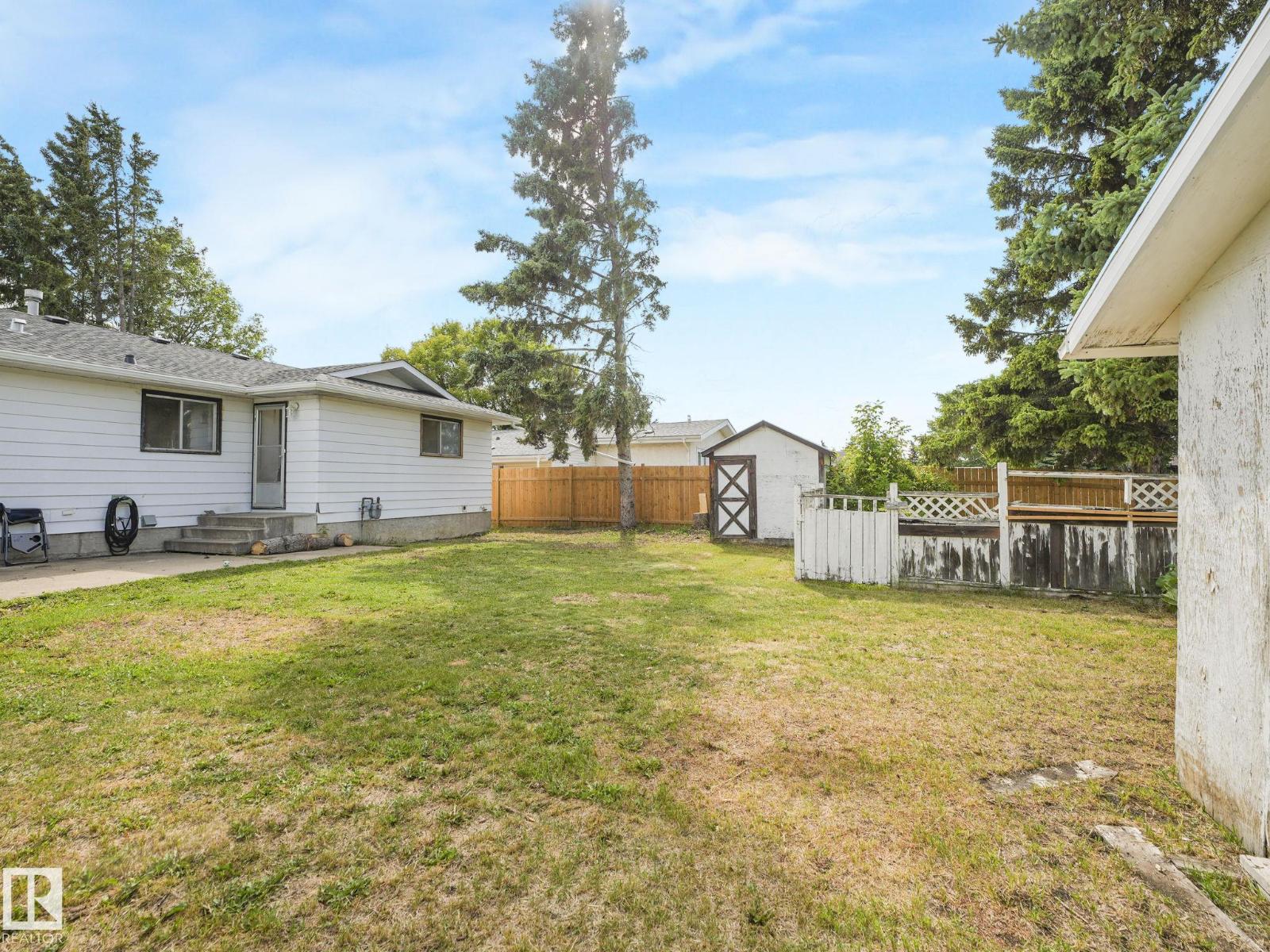 Photo 48 of 5546 Centennial Dr, Wetaskiwin AB