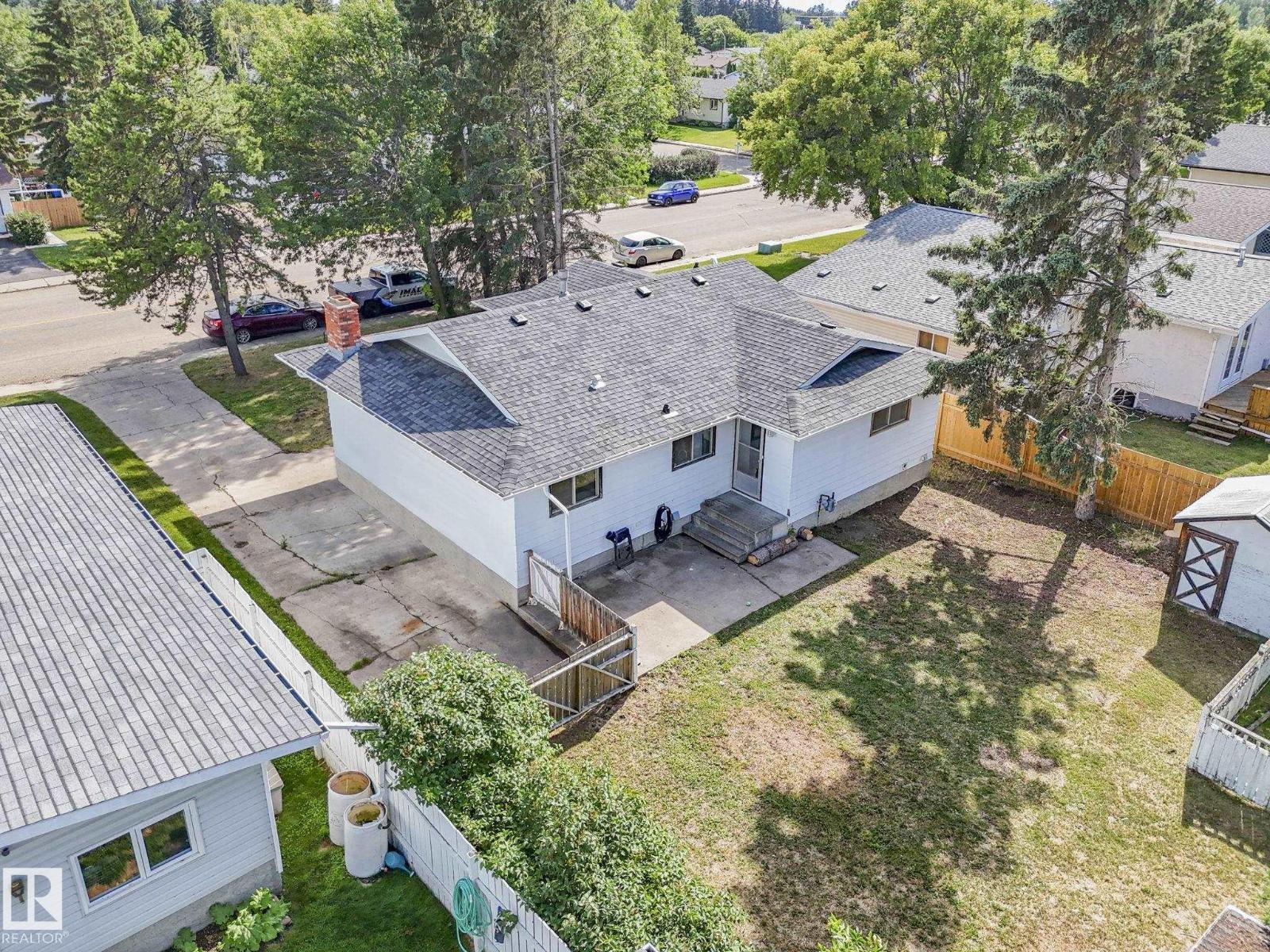 Photo 56 of 5546 Centennial Dr, Wetaskiwin AB
