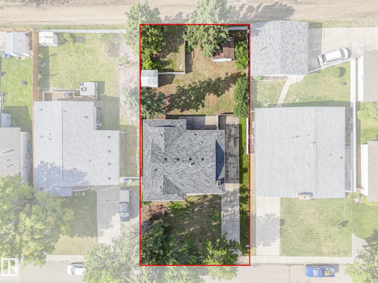 Photo 57 of 5546 Centennial Dr, Wetaskiwin AB