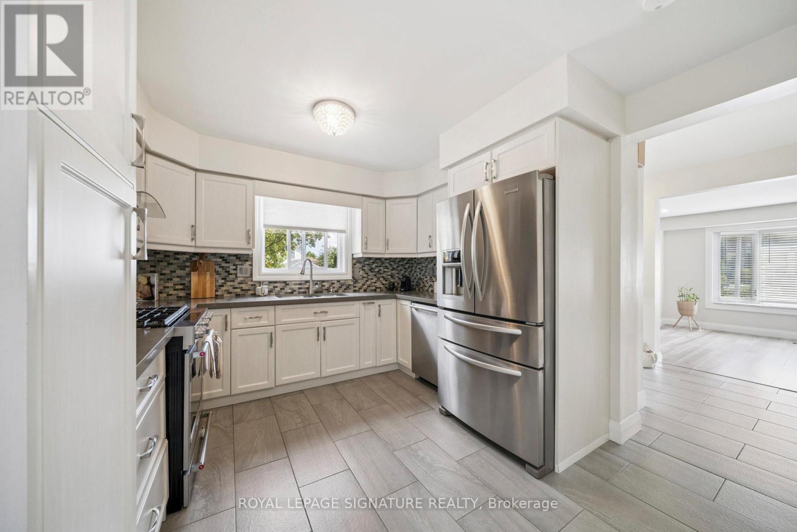 Photo 50 of 519 Galedowns Court, Mississauga ON