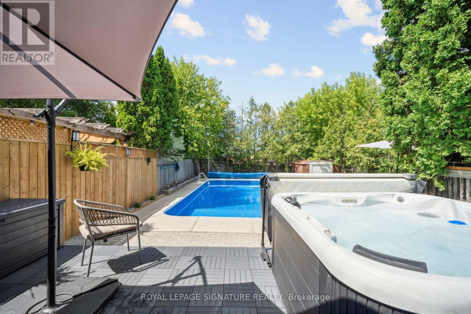 Photo 39 of 519 Galedowns Court, Mississauga ON