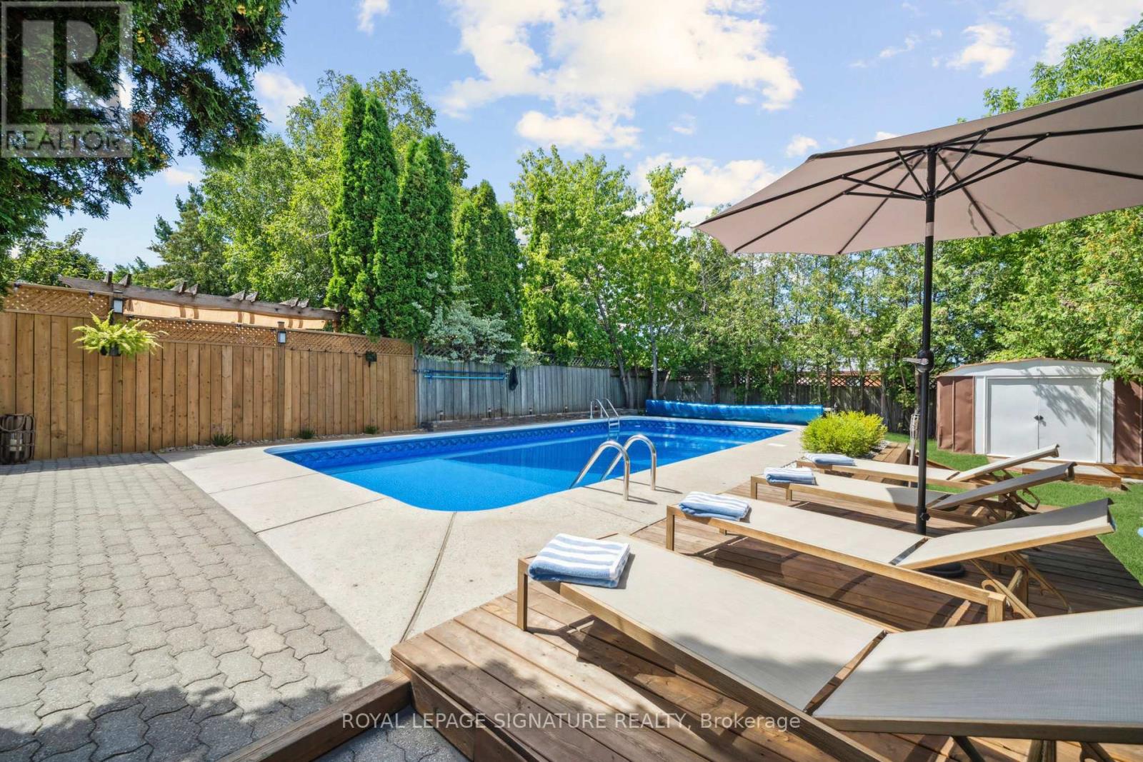 Photo 40 of 519 Galedowns Court, Mississauga ON