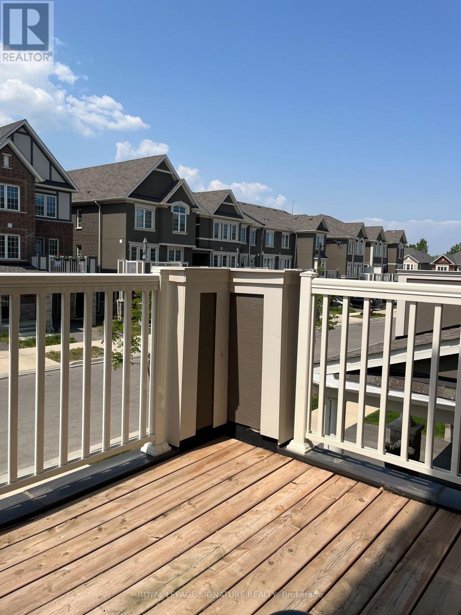 Photo 2 of 126 Christopher Road, Oakville ON
