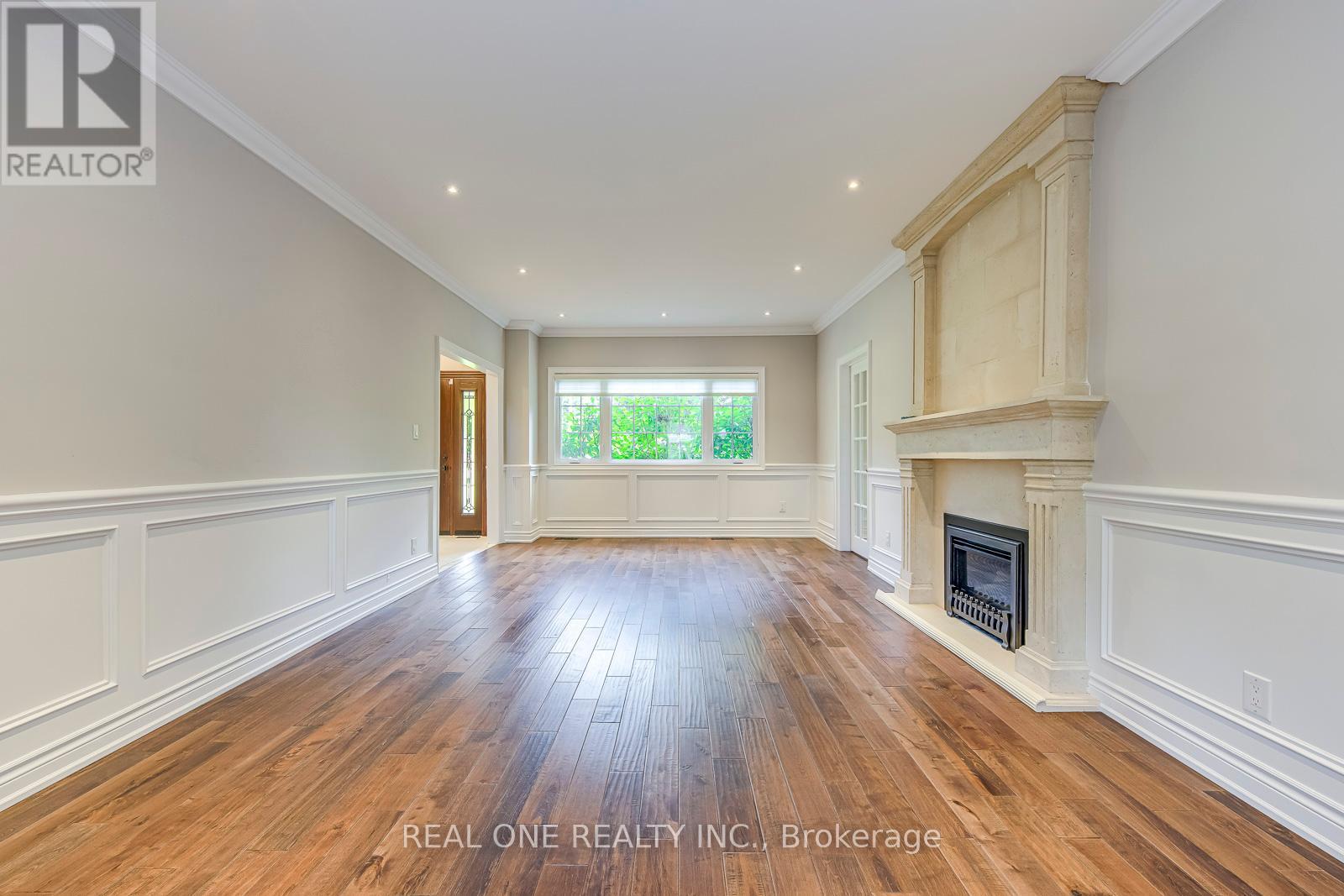 Photo 16 of 308 Morrison Road, Oakville ON