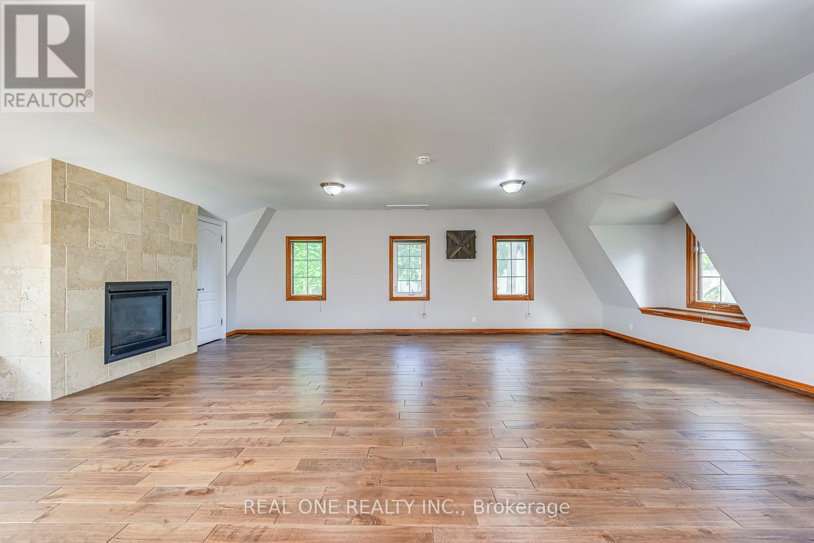Photo 46 of 308 Morrison Road, Oakville ON