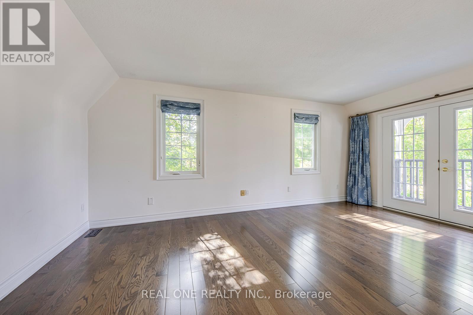 Photo 39 of 308 Morrison Road, Oakville ON