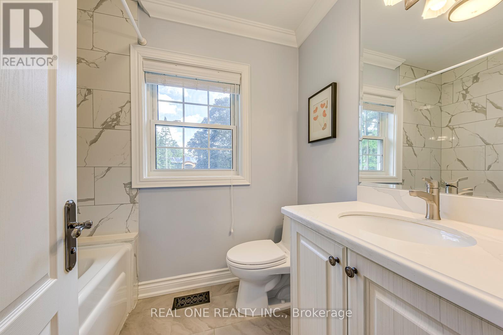 Photo 15 of 308 Morrison Road, Oakville ON