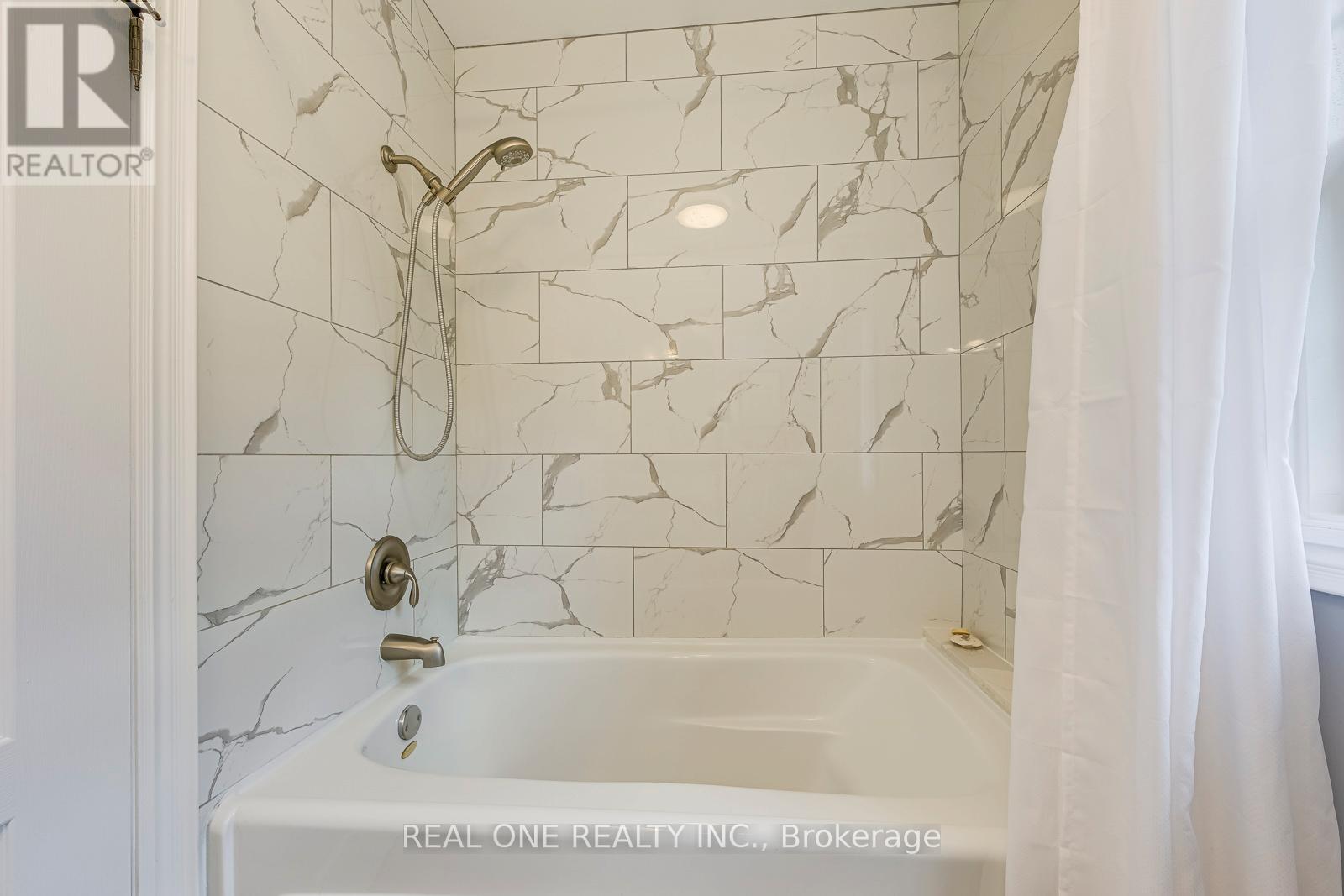 Photo 26 of 308 Morrison Road, Oakville ON