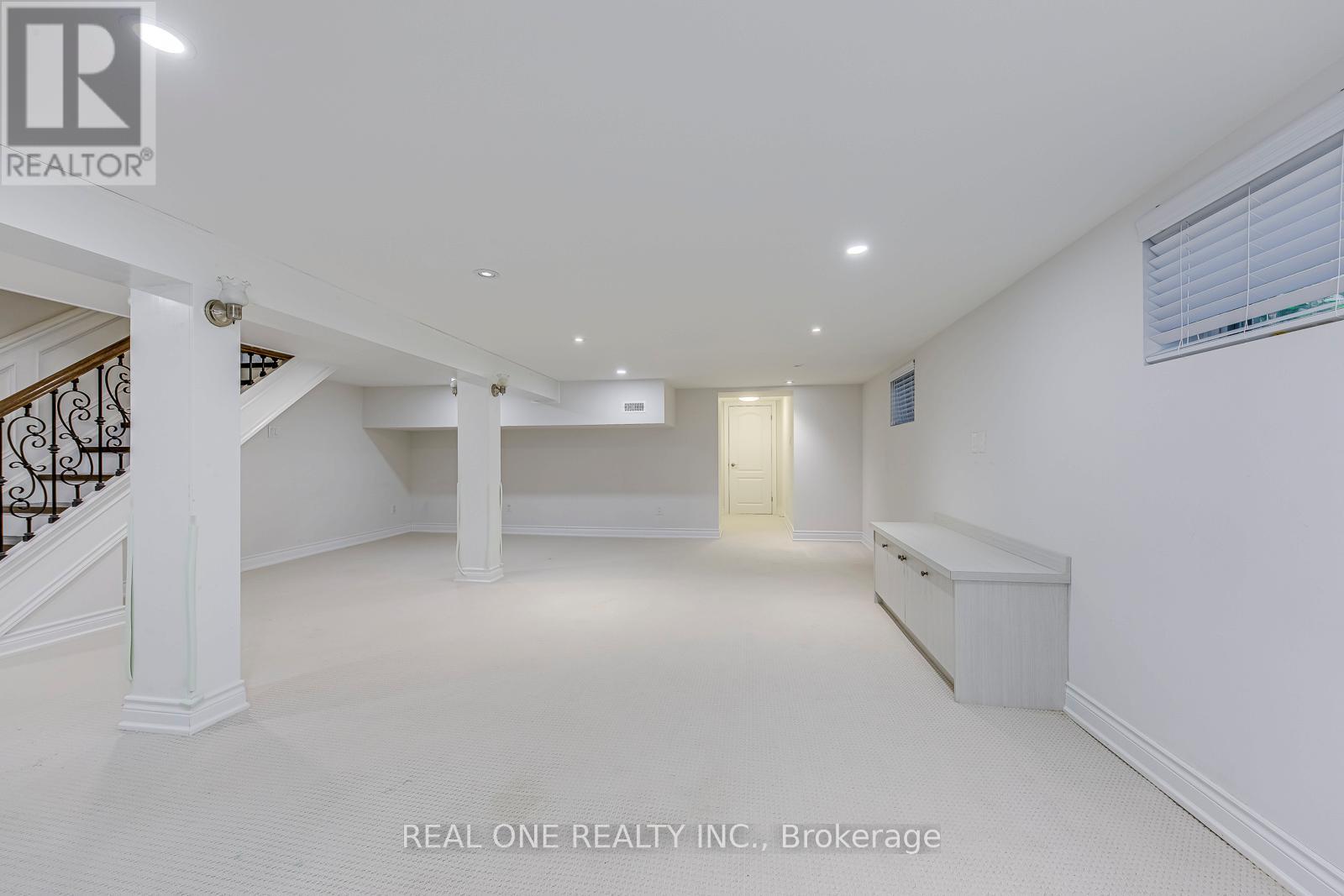 Photo 34 of 308 Morrison Road, Oakville ON