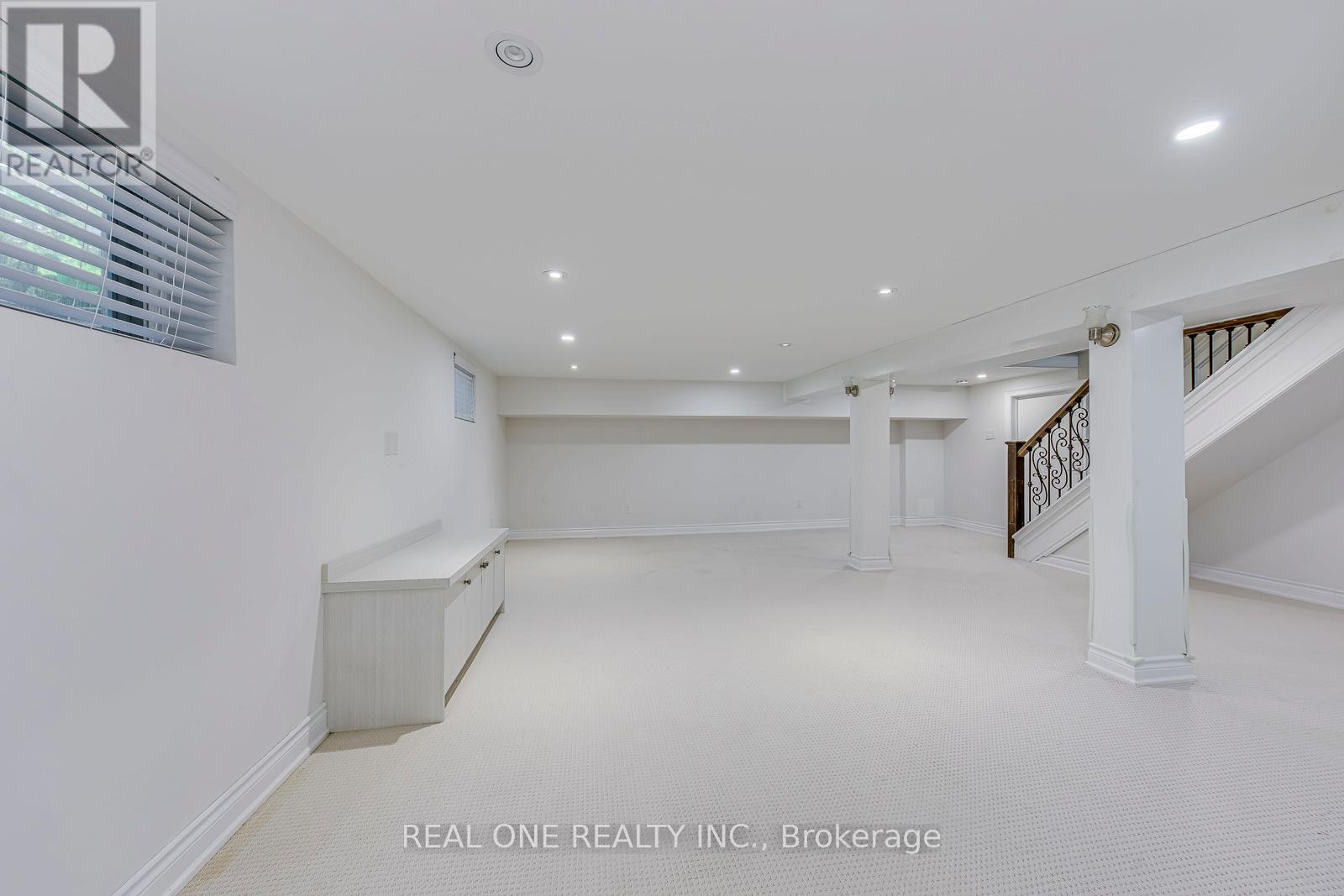 Photo 20 of 308 Morrison Road, Oakville ON