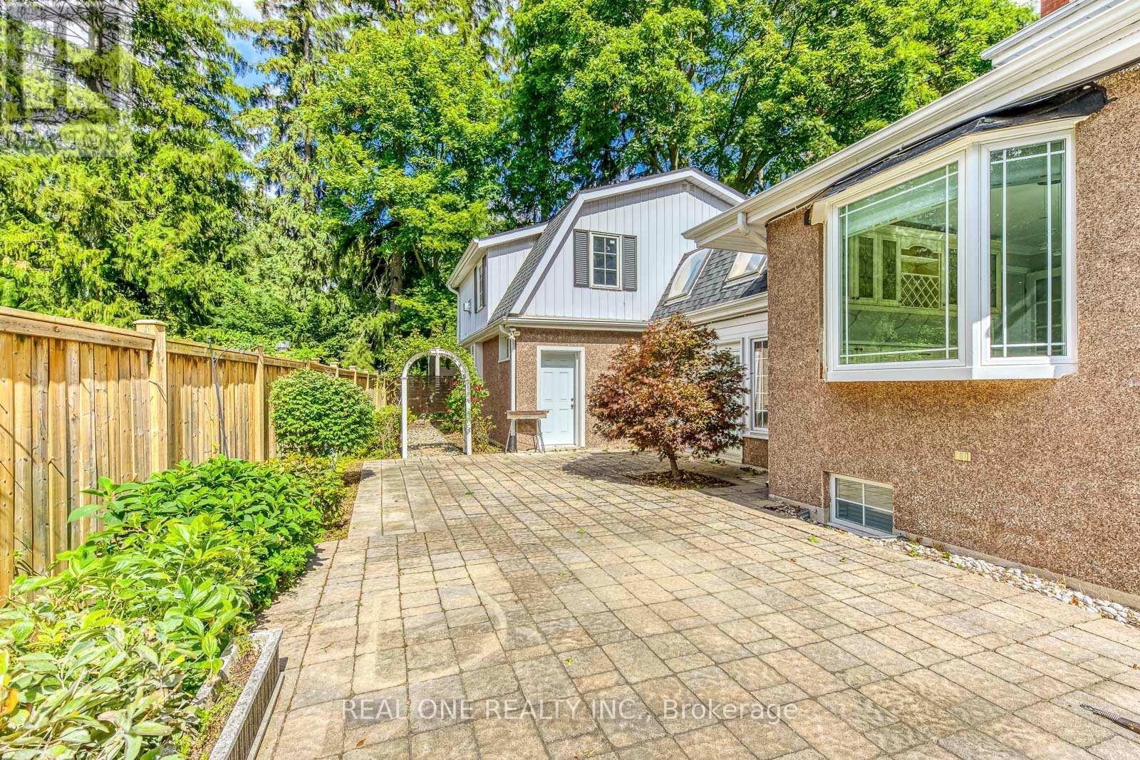 Photo 28 of 308 Morrison Road, Oakville ON