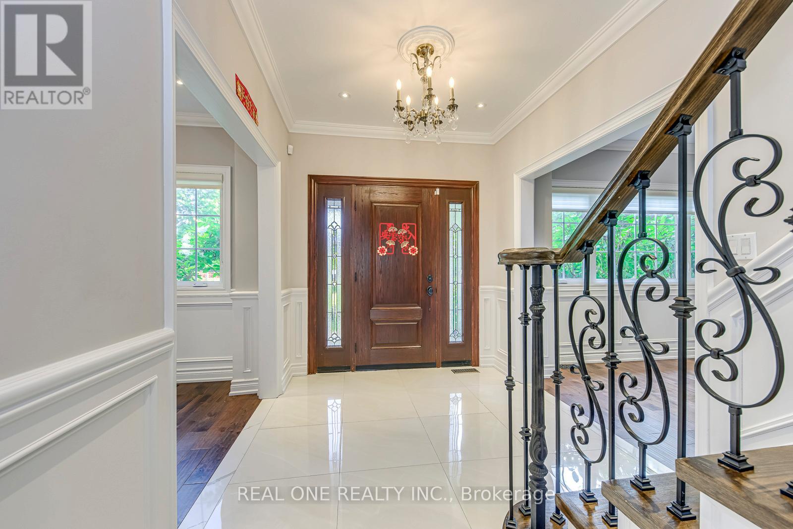 Photo 11 of 308 Morrison Road, Oakville ON