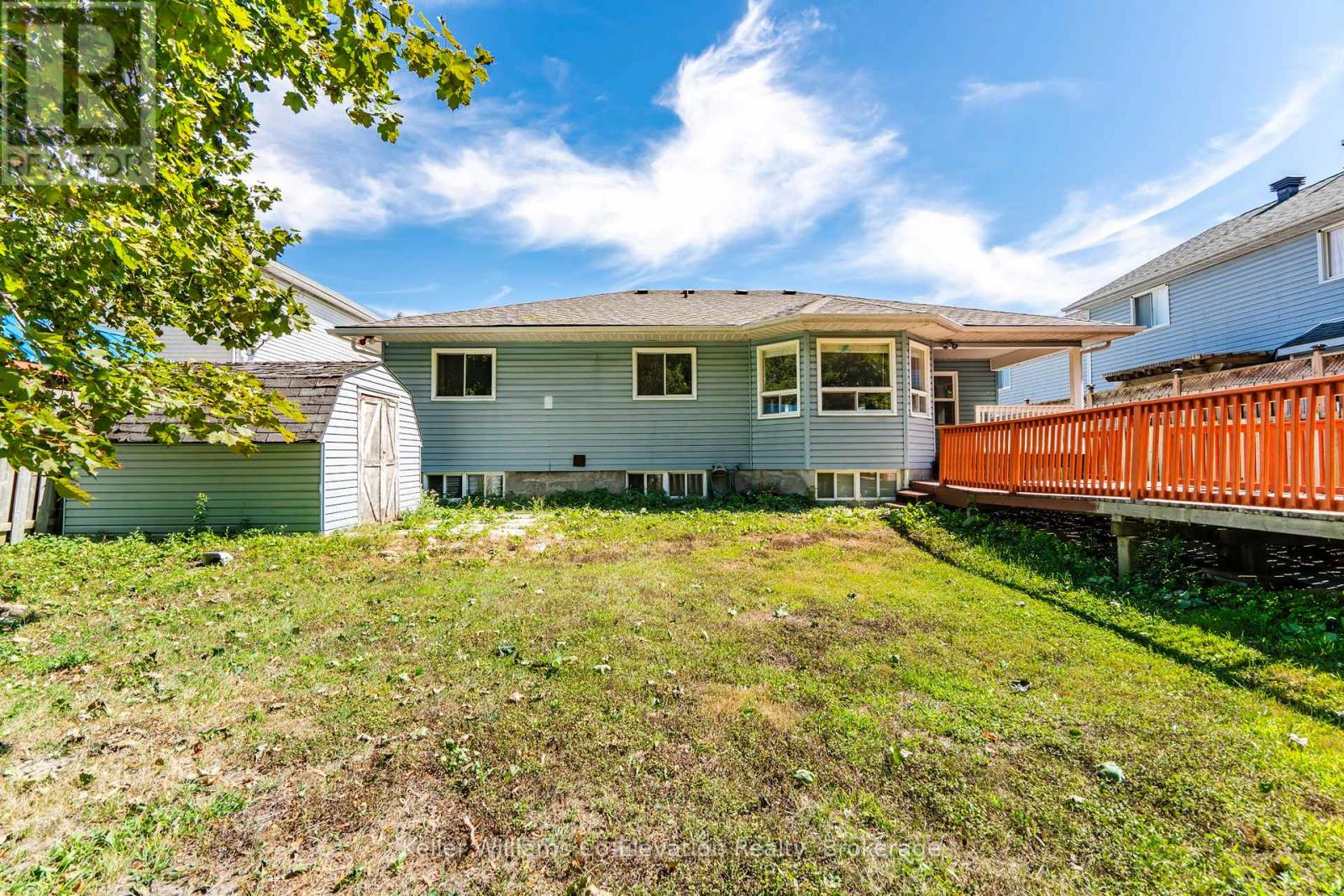 Photo 22 of 8 Bridle Road, Penetanguishene ON
