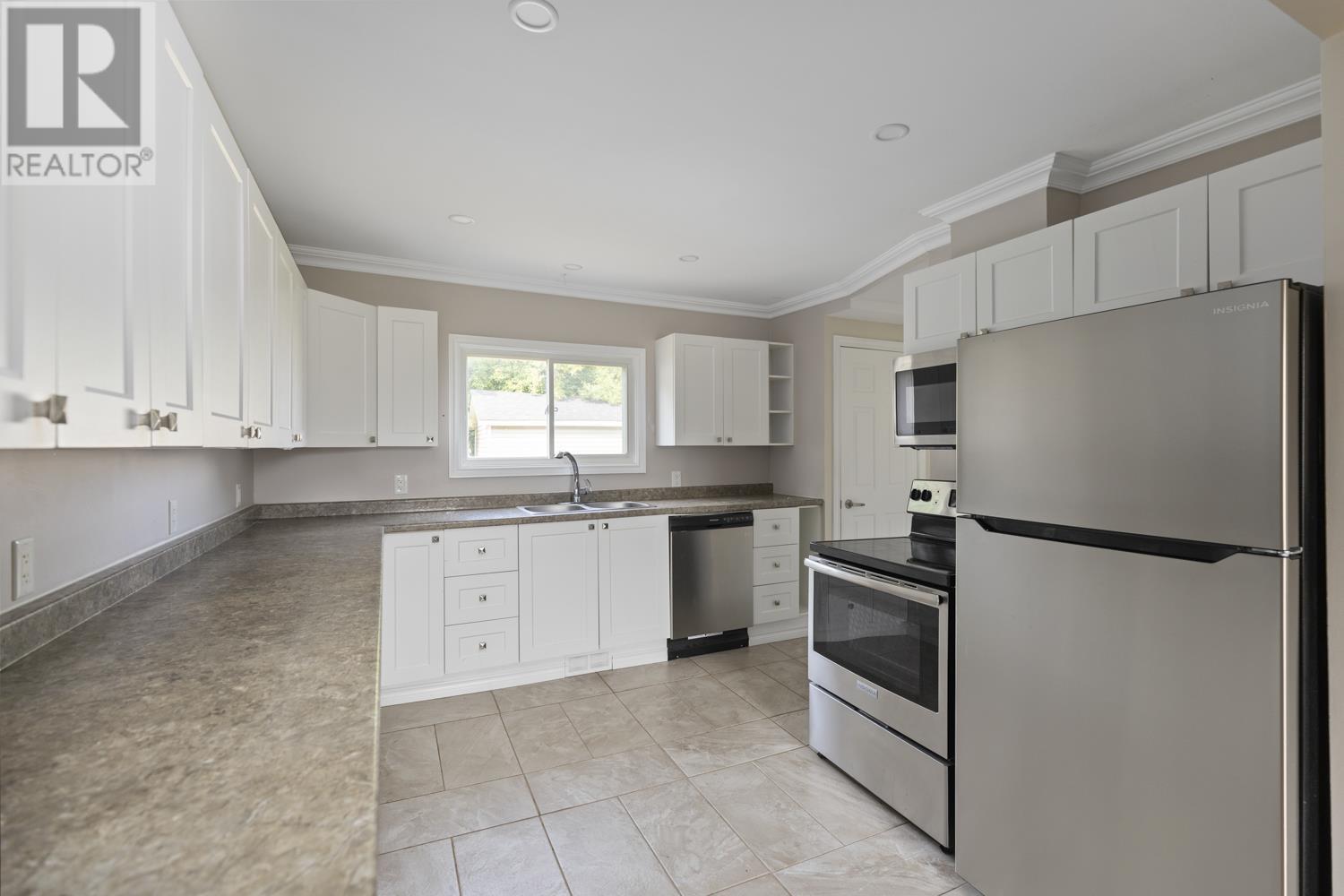 Photo 19 of 239 Letcher St, Sault Ste Marie ON