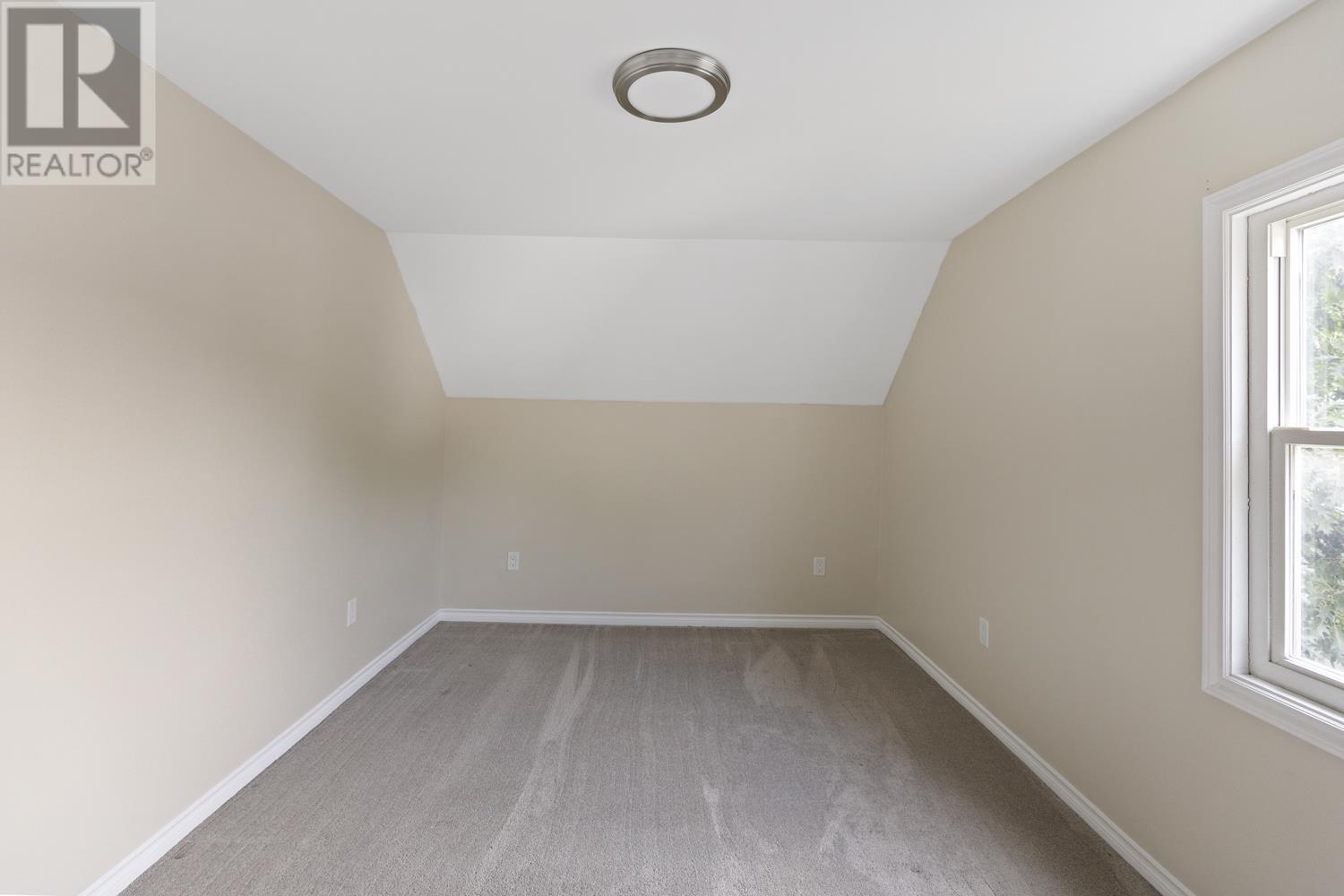Photo 34 of 239 Letcher St, Sault Ste Marie ON