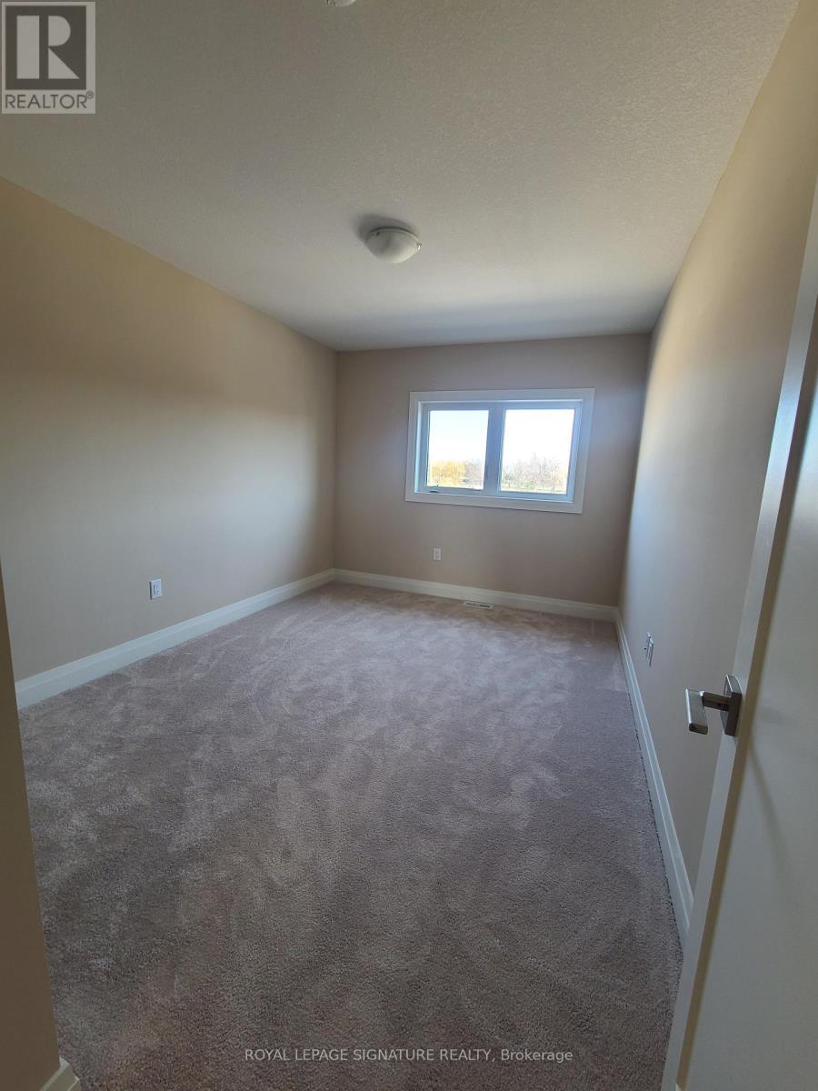 Photo 14 of 3287 Homestead Drive, Hamilton ON