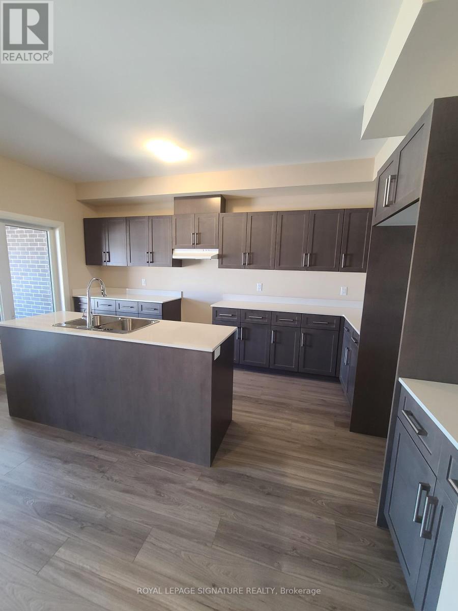 Photo 2 of 3287 Homestead Drive, Hamilton ON
