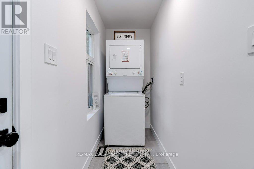 Photo 19 of 8 Whitfield Avenue, Hamilton ON