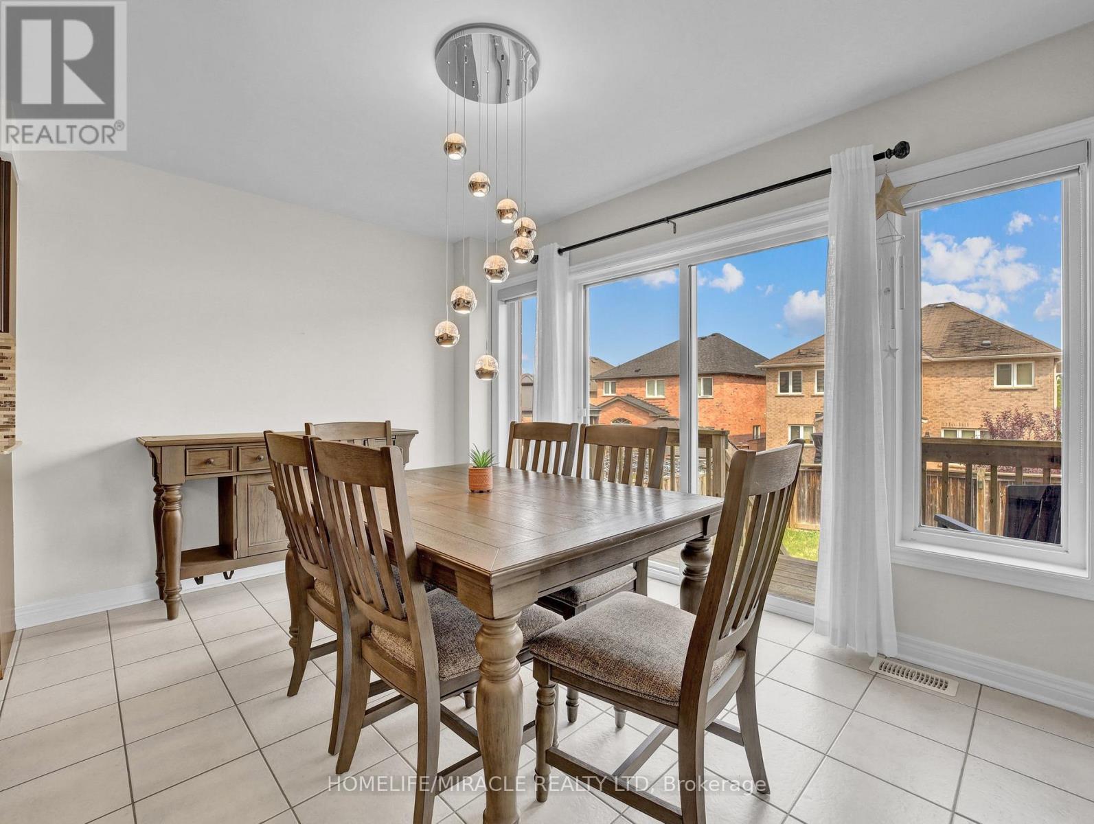 Photo 11 of 26 Stephenson Road, Brantford ON