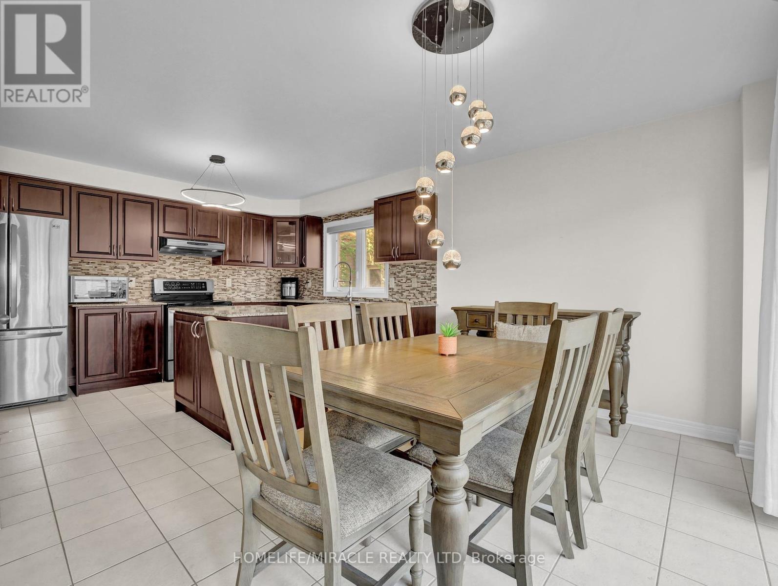 Photo 15 of 26 Stephenson Road, Brantford ON