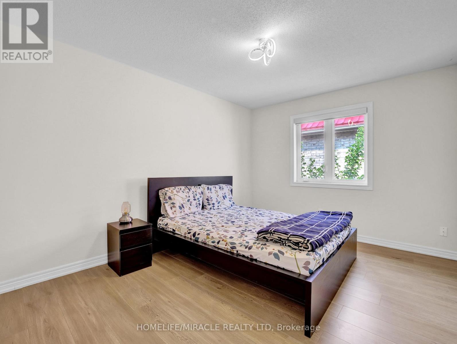 Photo 28 of 26 Stephenson Road, Brantford ON
