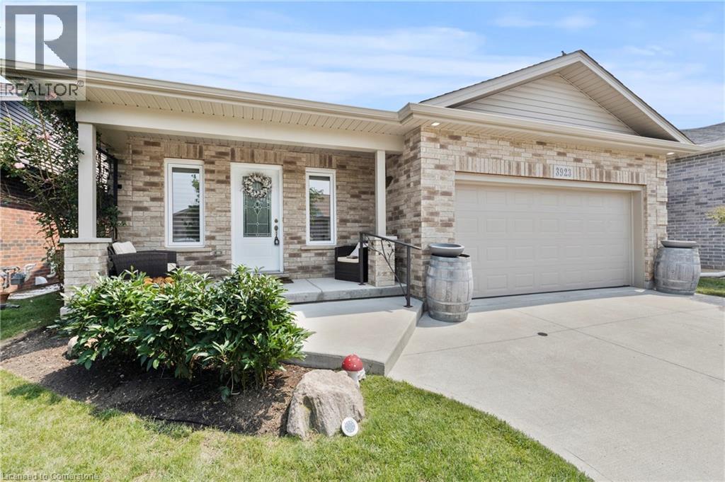 Photo 19 of 3923 Sunset Lane, Vineland ON