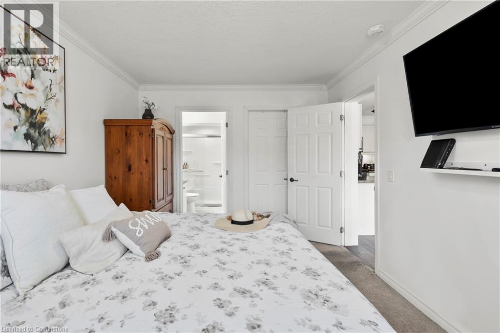 Photo 2 of 3923 Sunset Lane, Vineland ON