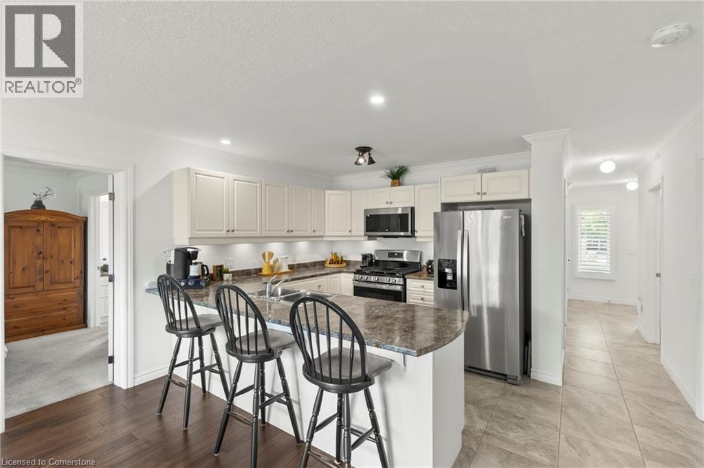 Photo 26 of 3923 Sunset Lane, Vineland ON