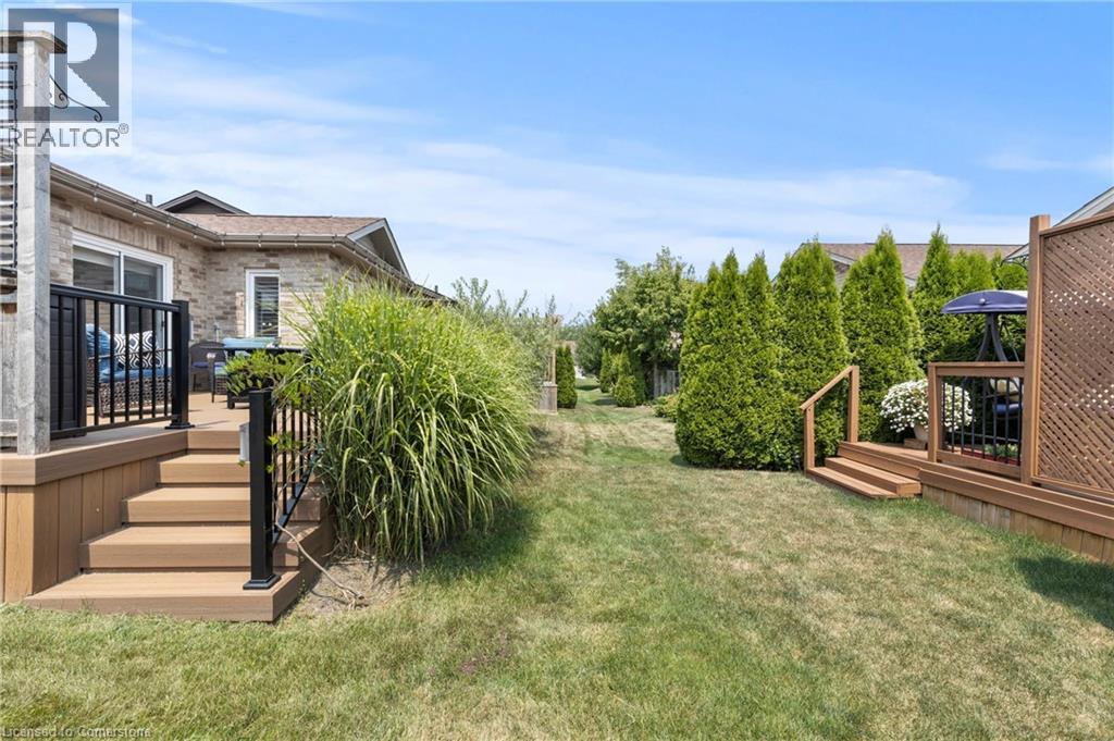 Photo 18 of 3923 Sunset Lane, Vineland ON