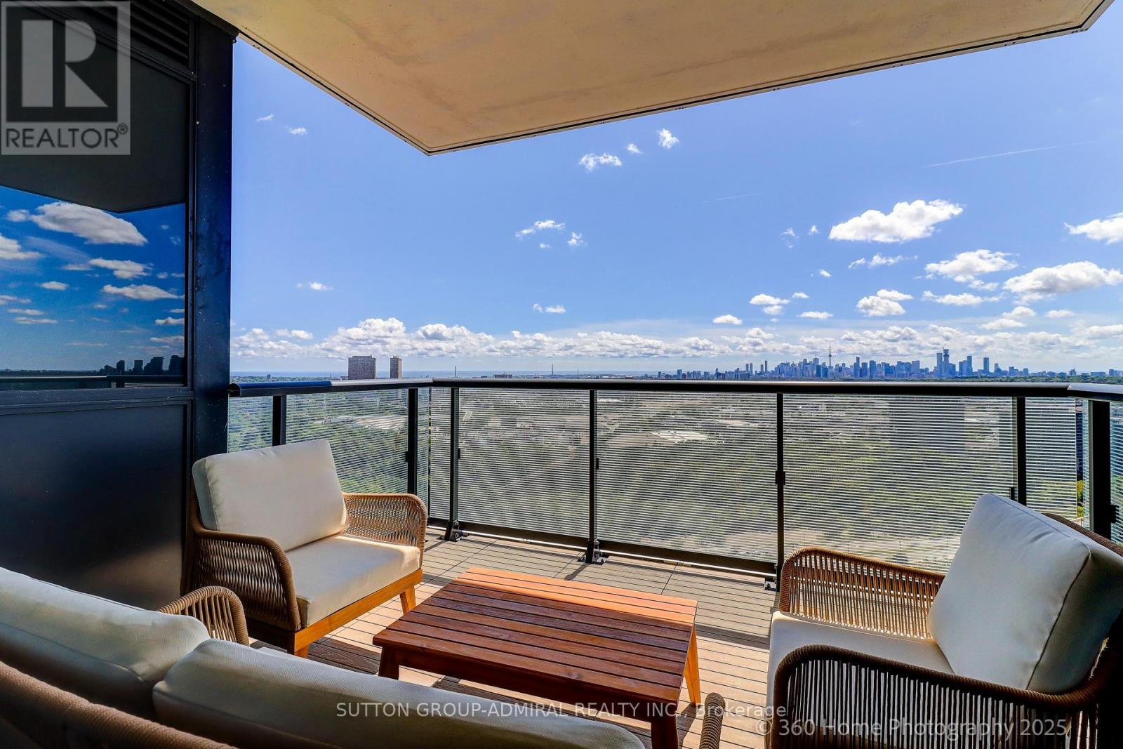 Photo 12 of 3009 10 Inn On The Park Drive, Toronto ON