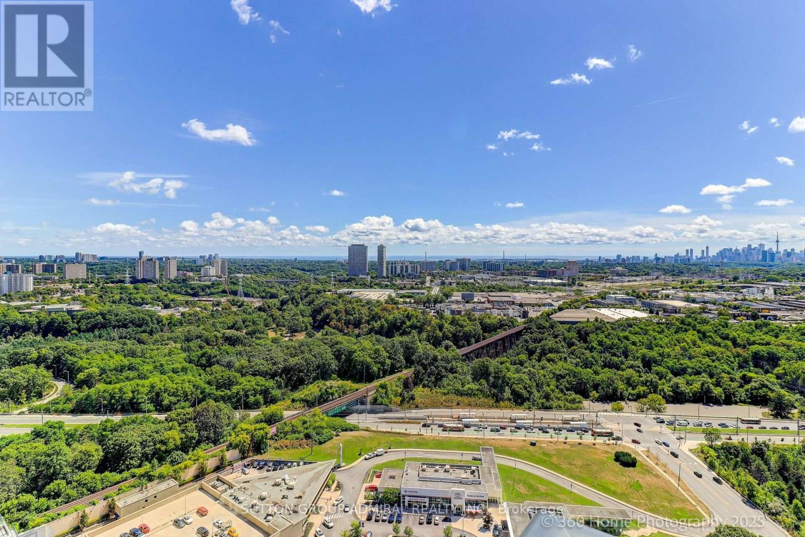 Photo 41 of 3009 10 Inn On The Park Drive, Toronto ON