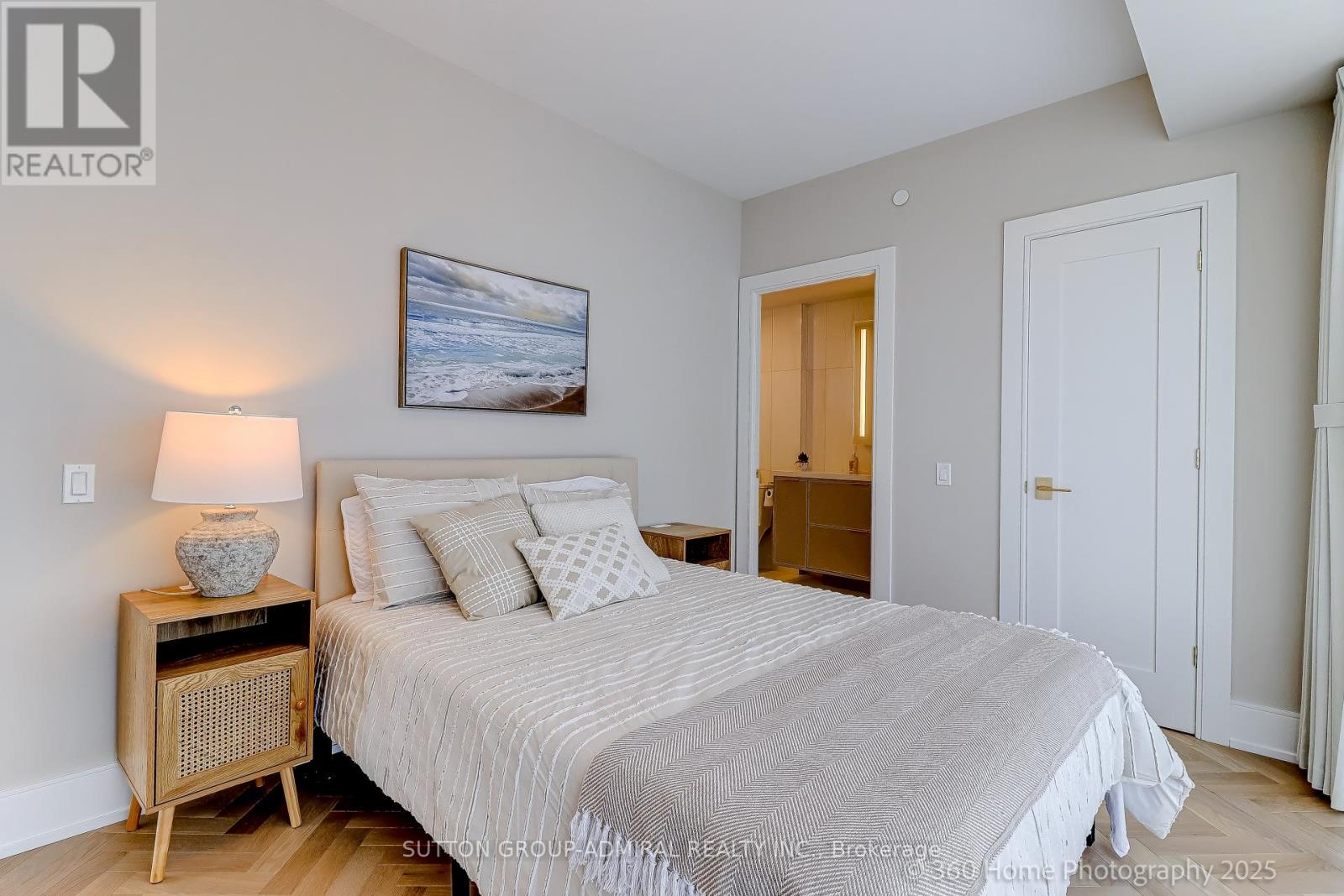 Photo 43 of 3009 10 Inn On The Park Drive, Toronto ON