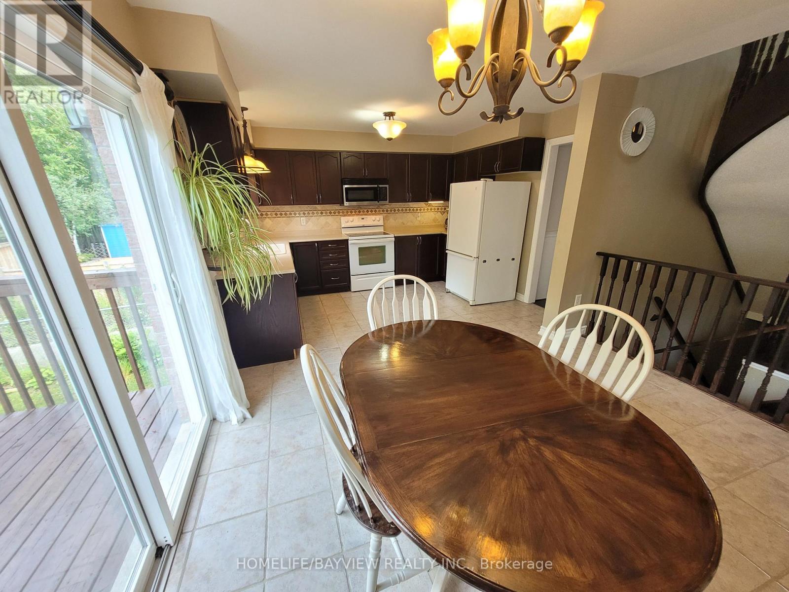 Photo 45 of 44 Thicketwood Avenue, Barrie ON