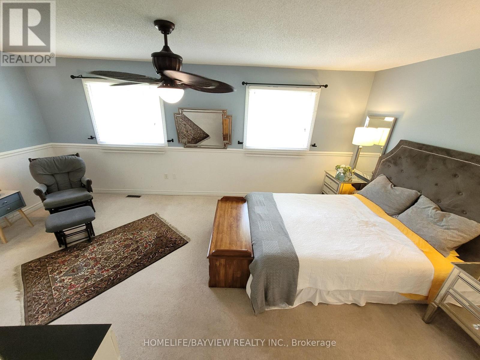 Photo 12 of 44 Thicketwood Avenue, Barrie ON