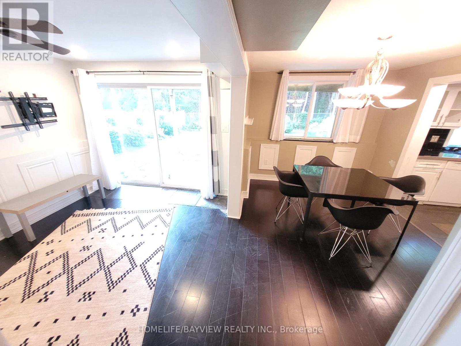 Photo 22 of 44 Thicketwood Avenue, Barrie ON