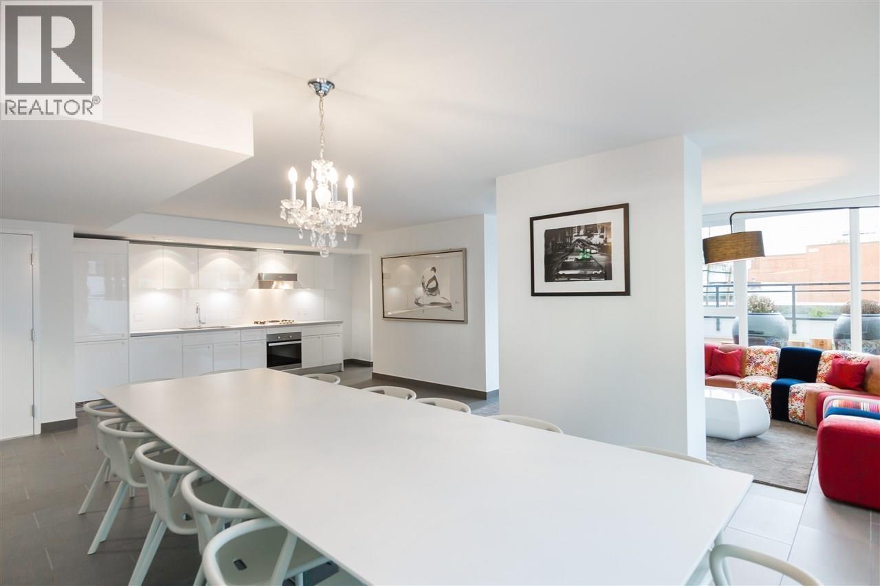 Photo 4 of Ph 7 188 Keefer Street, Vancouver BC