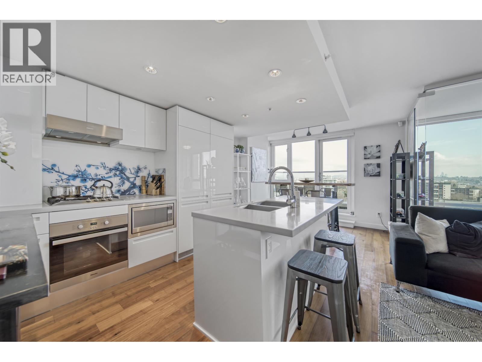 Photo 17 of Ph 7 188 Keefer Street, Vancouver BC