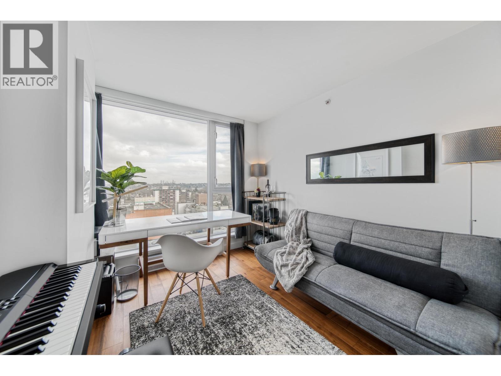 Photo 5 of Ph 7 188 Keefer Street, Vancouver BC